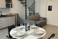 Chester_House_2