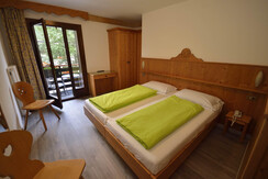 Twin-Room