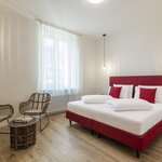  Photo of Iommi / Double room with private bathroom