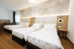 Quadrupla standard (1)