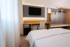 Doppia standard (7)