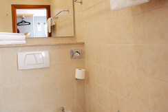 Doppia standard (4)