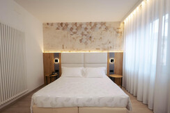 city deluxe (2)