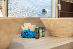 Hotel_Gabry_Riva_del_Garda_Deluxe_Room_08