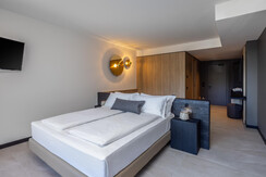 DP070723019_LOW_Joy_3