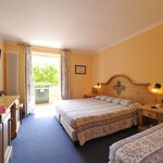  Foto von Country Doppelzimmer mit Balkon und Seeblick BB