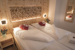 ab442445-a59d-48e3-a1a6-a63a39ee15b2