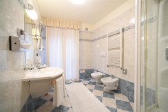 Bagno stanza familiare