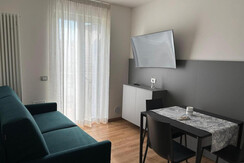 Giuly_House_Elena_1
