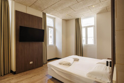 family room 3