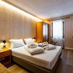 Foto di BIKE FRIENDS, CAMERA MULTIPLA