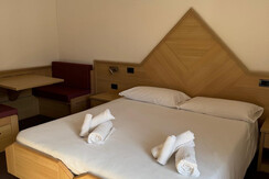 classic matrimoniali