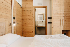 CAMERA DELUXE SCORCIO