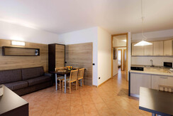 apt solaria-10
