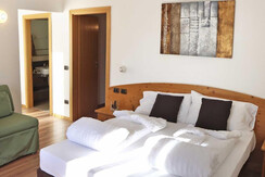 gran-suite-002-b8e2daddd7105929f9a03326dedd9b7b