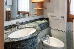 Stanza quadrupla standard