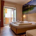  Photo of Double room, bath, toilet, facing the mountains