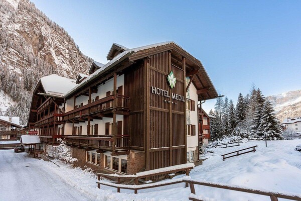 hotel-medil-campitello