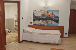 Classic triple room