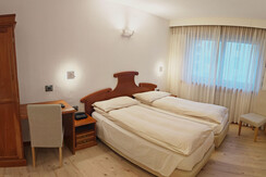 Classic triple room