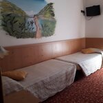 Zdjęcie Pokój czteroosobowy, prysznic, WC, od gór