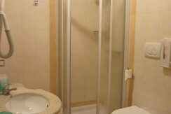 CAMERE (38)
