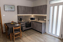 entrata cucina tavolo
