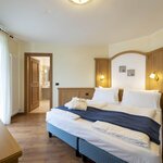 Foto di Junior suite standard twin vista lago