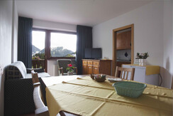 CUCINA CON VISTA FINESTRA copia