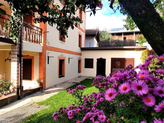 CasaLucian-esterno | © Lucian Cristiano