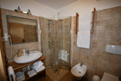 camera matrimoniale superior con giardino privato 