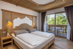 Alpina Deluxe Double Room