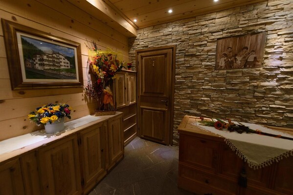 Hotel Montanara - Centro Benessere-1