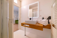 755c1a849ecc9b91e2f5