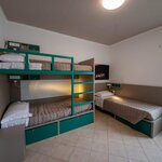  Foto von Dreibettzimmer with bunk bed