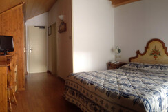 camera 406