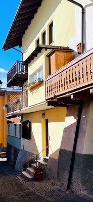 Facciata Est, vista da nord - via Vanzo 3