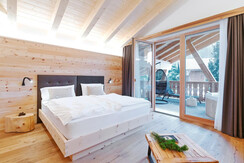 junior-suite-ciclamino-pineta-nature-resort-verdes