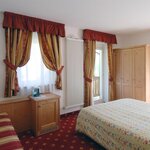  Photo of Triple room