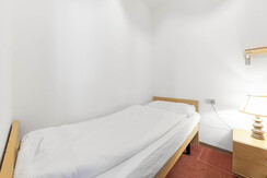 Room with a single bed
