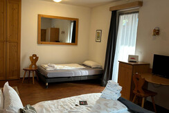 WhatsApp Image 2025-02-19 at 11.55.23 (2)