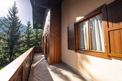 App 7 - Balcone