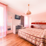  Foto von camera multipla HB