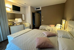 Comfort Tripla vista montagna1