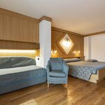  foto van Familiekamer, douche of bad - Superior