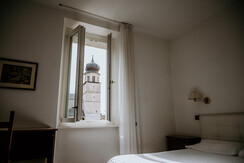 Double room with view on the Dome square