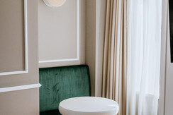 Superior room with view on the Dome square