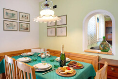 I-TAVOLO IMBANDITO 1