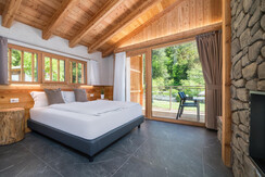 Bungalow Premium con caminetto trifacciale