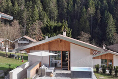 Bungalow Premium con caminetto trifacciale
